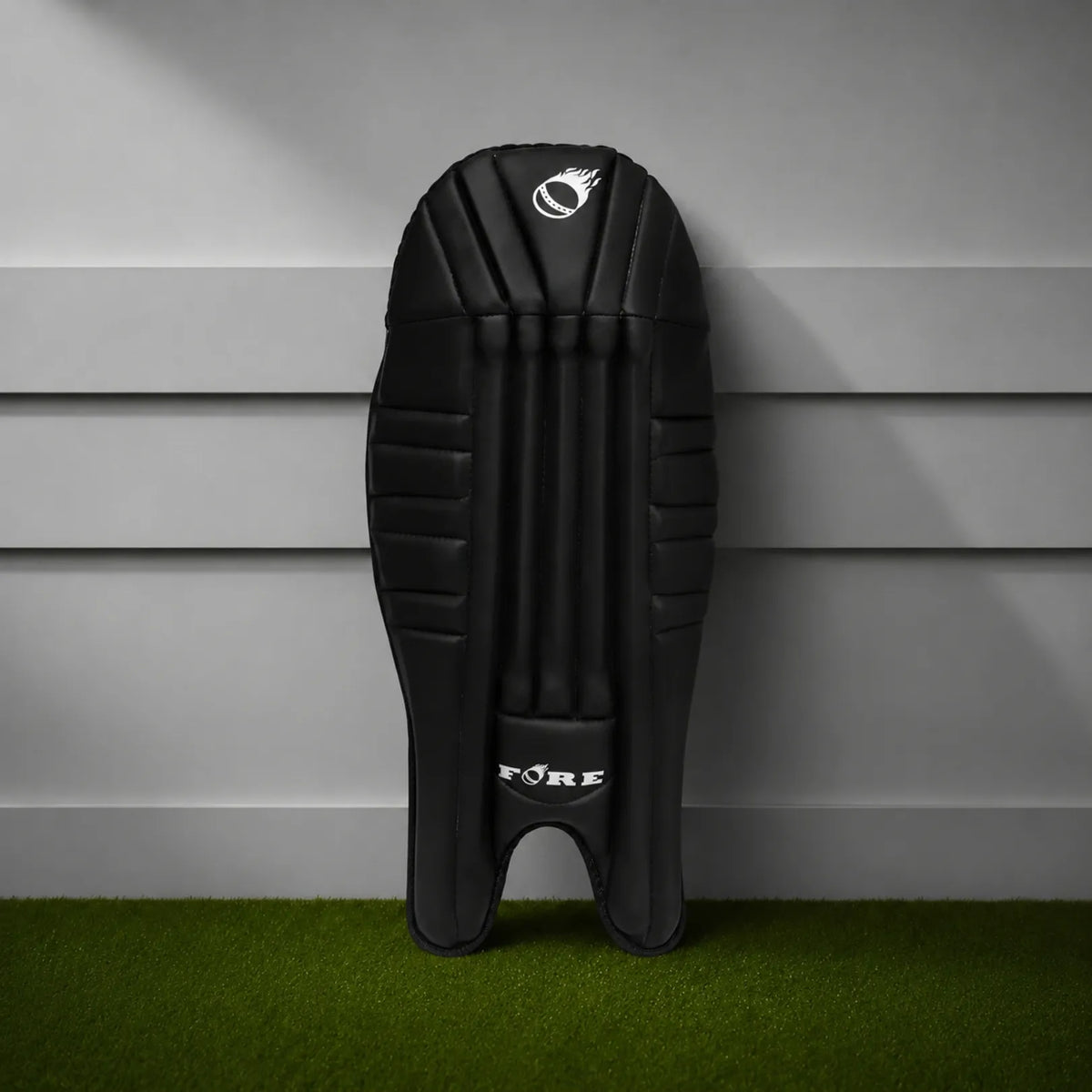 Cricket Keeping Pad (Black)