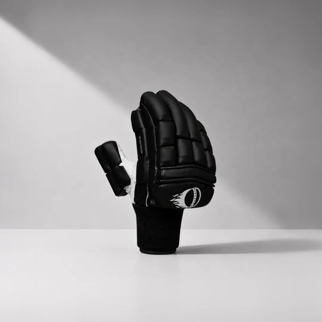 Junior Batting Gloves (Black )