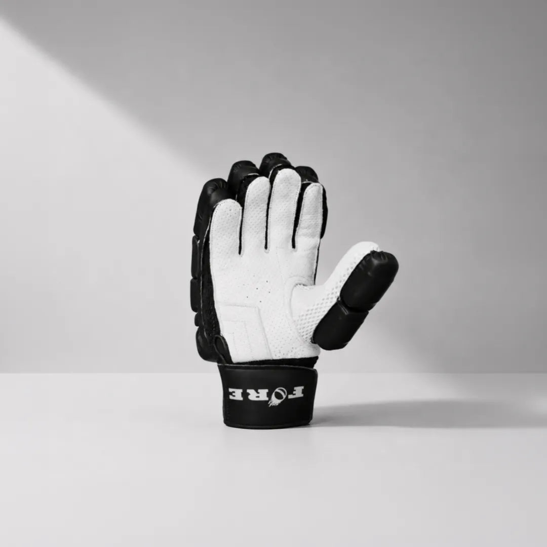Junior Batting Gloves (Black )