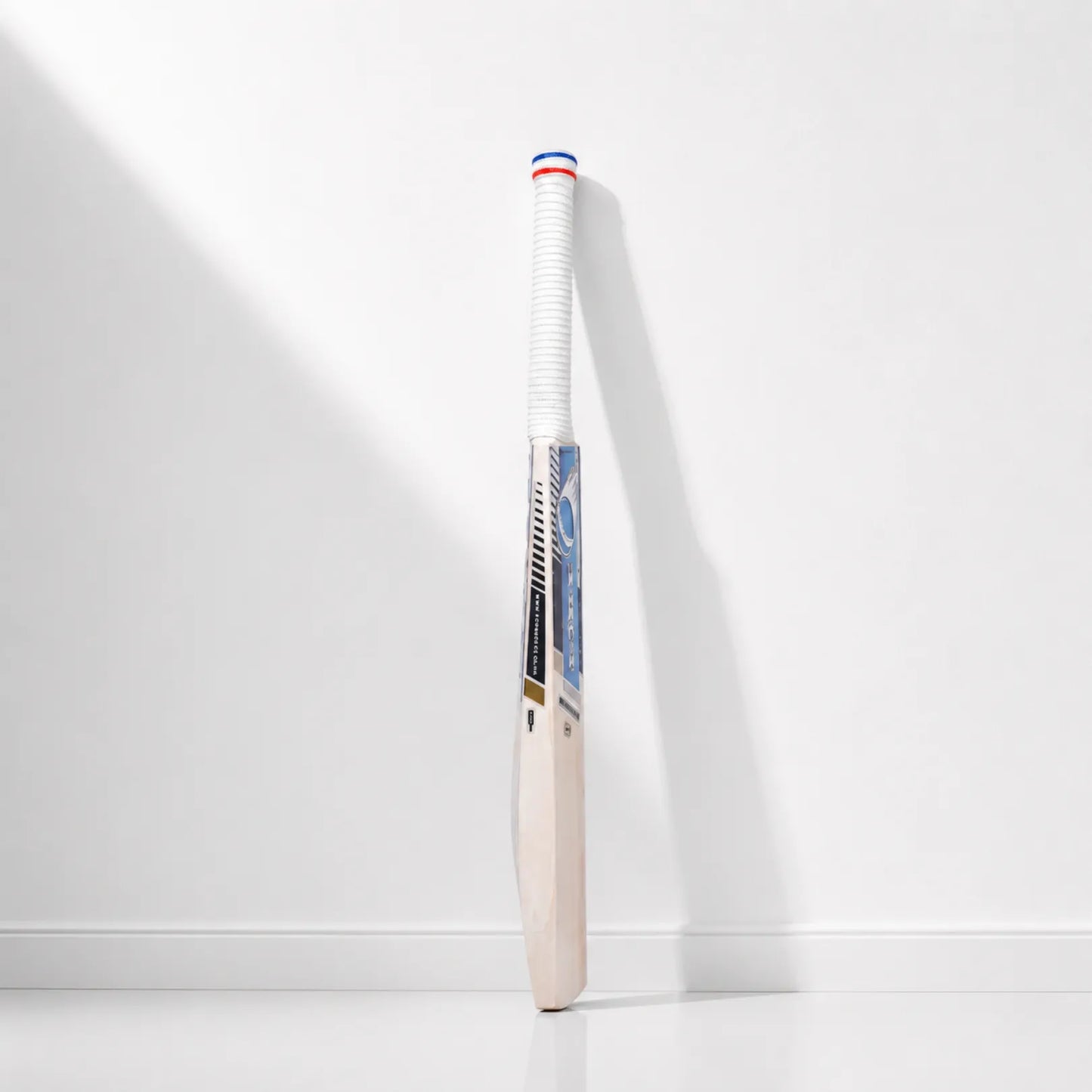 English Willow Hurricane Cricket Bat